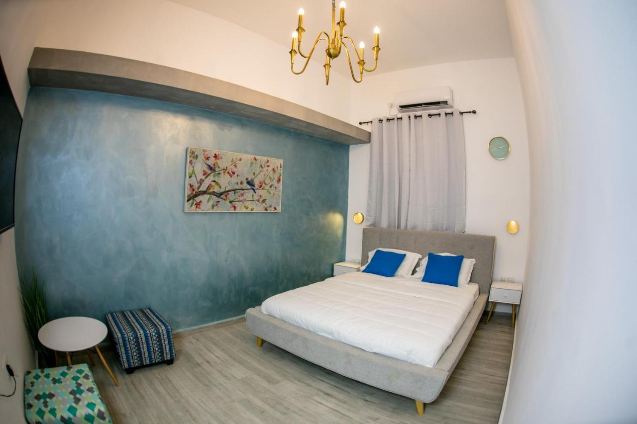 Eshel Mansion - Boutique Suites Beersheba Bagian luar foto